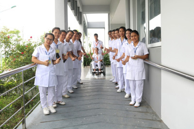 Tuyển 12 nhân viên nữ Điều dưỡng làm việc tại Saga