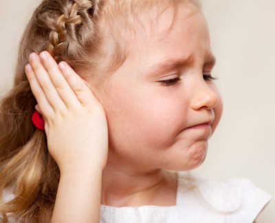 Nguyên nhân và Dấu hiệu nhận biết bệnh viêm tai giữa ở trẻ