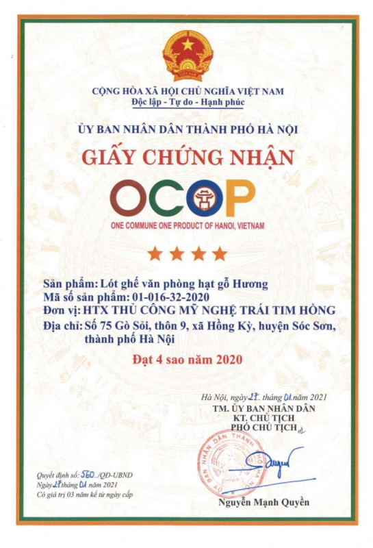 Tấm Lót Ghế Văn Phòng Hạt Gỗ Hương HTX Trái Tim Hồng – SP OCOP 4 Sao Hà Nội