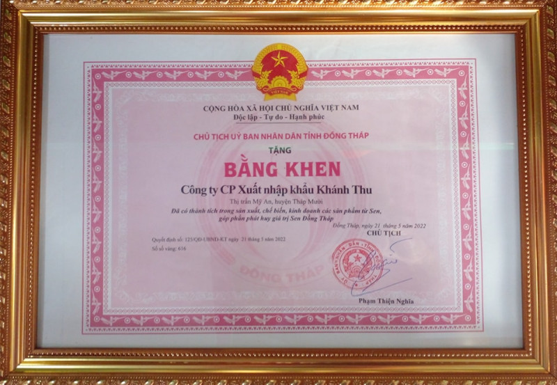 Trà Hoa Sen Hộp 5 Bông Khánh Thu - SP Ocop 4 Sao Đồng Tháp