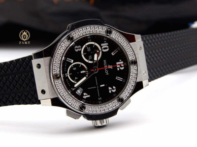 Đồng hồ đeo tay dành cho nam Hublot Big Bang