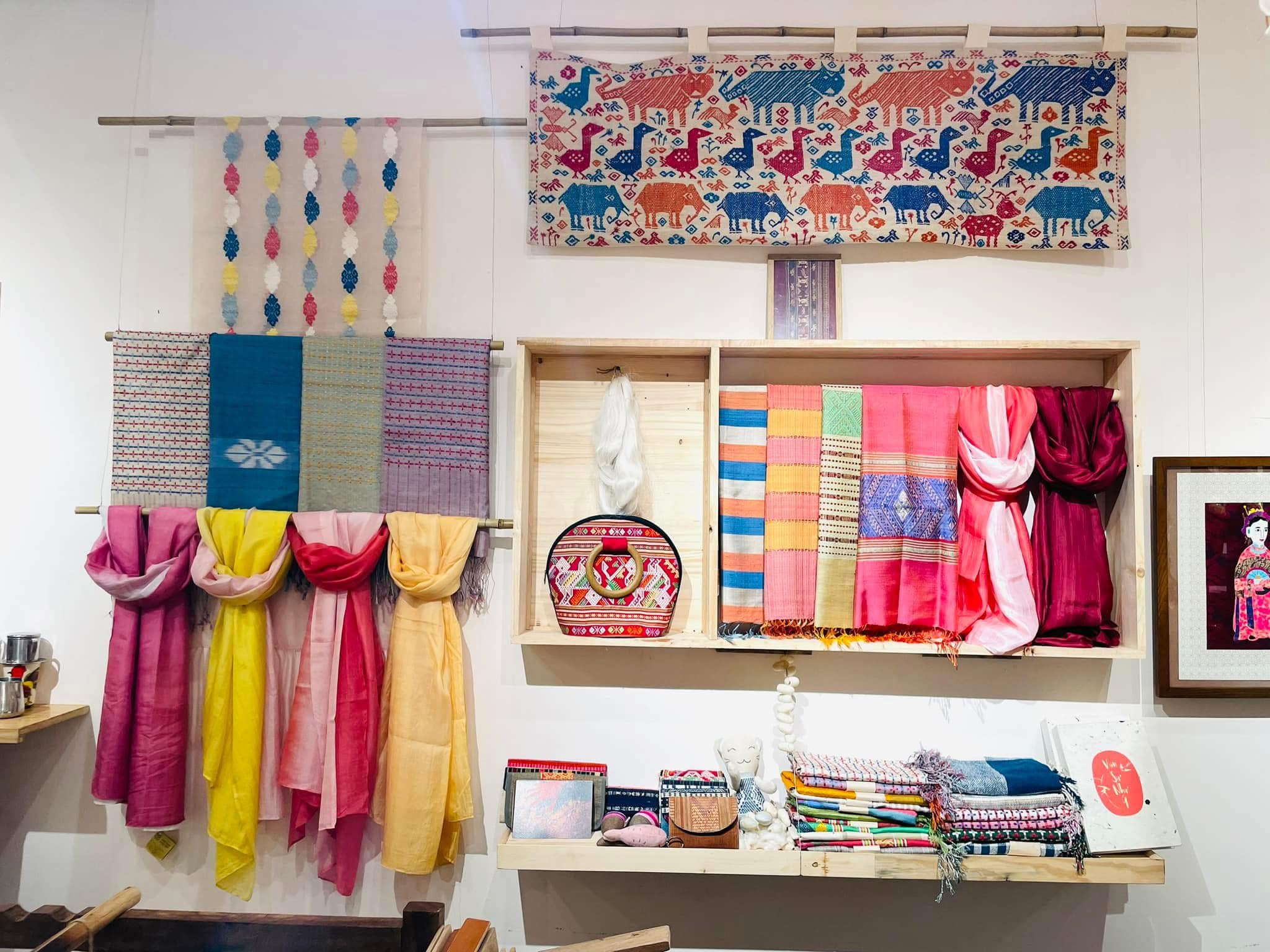 HTX Làng Nghề Thổ Cẩm Hoa Tiến